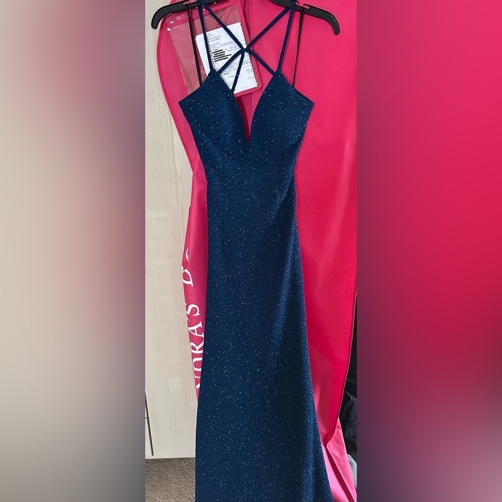 Jovani Prom Dress - Picture 2 of 11
